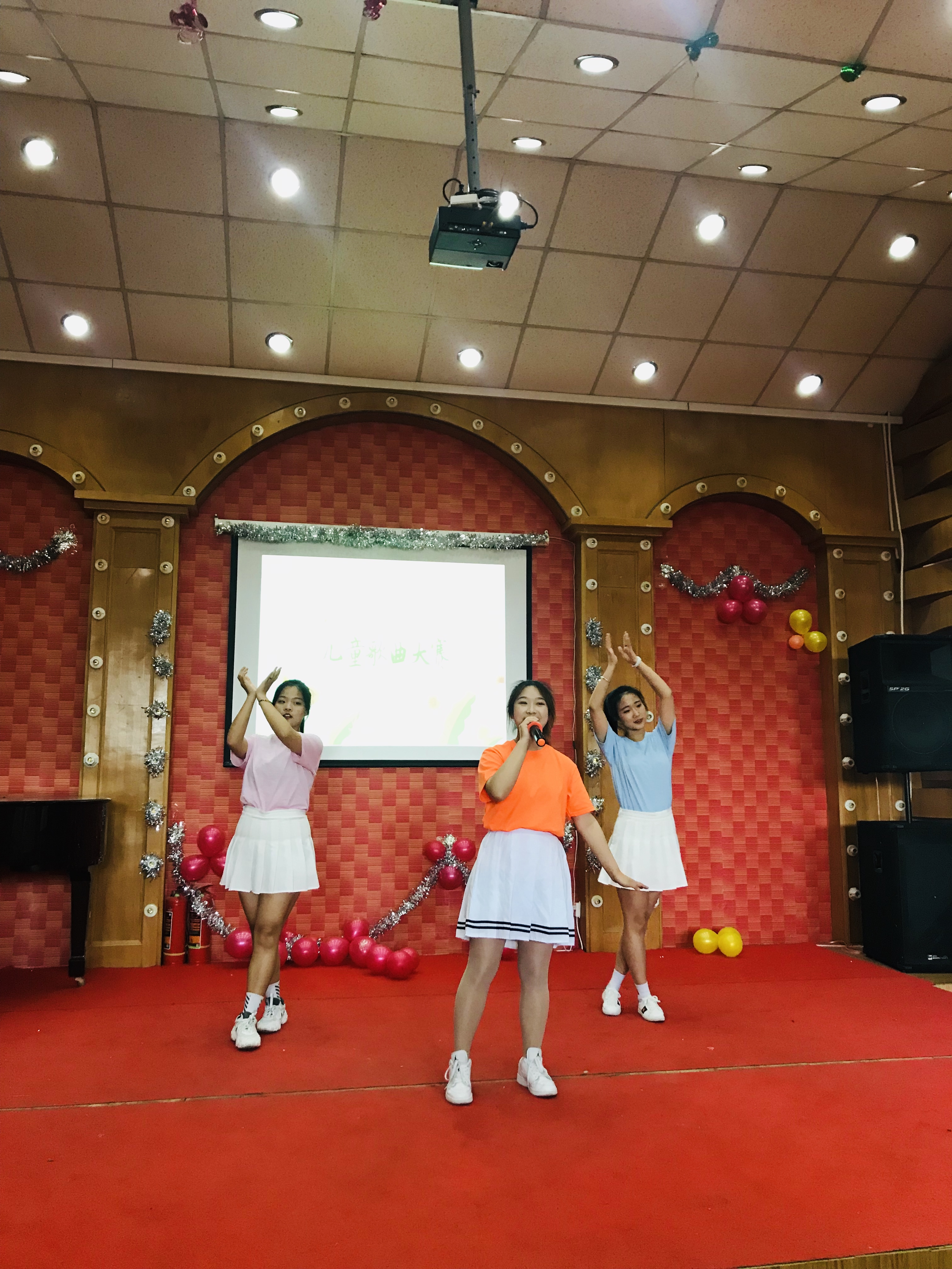 師范學(xué)院學(xué)前教育專(zhuān)業(yè)技能大賽系列活動(dòng)之——“不忘初心、音為有你”兒童歌曲演唱比賽。