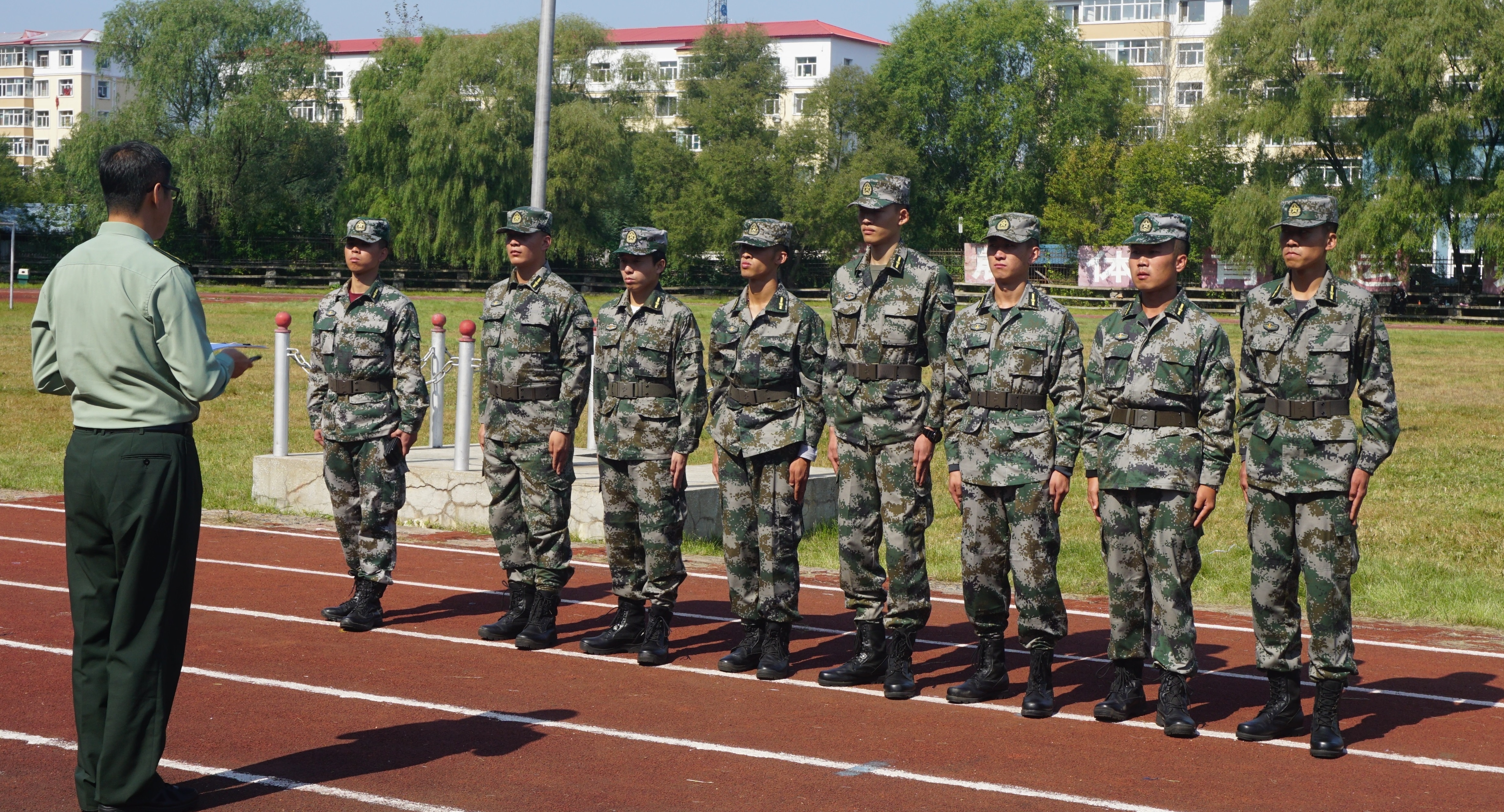 黑龍江省軍區(qū)學生軍訓(xùn)工作辦公室到校開展2018年自訓(xùn)高校軍訓(xùn)教官崗前考核