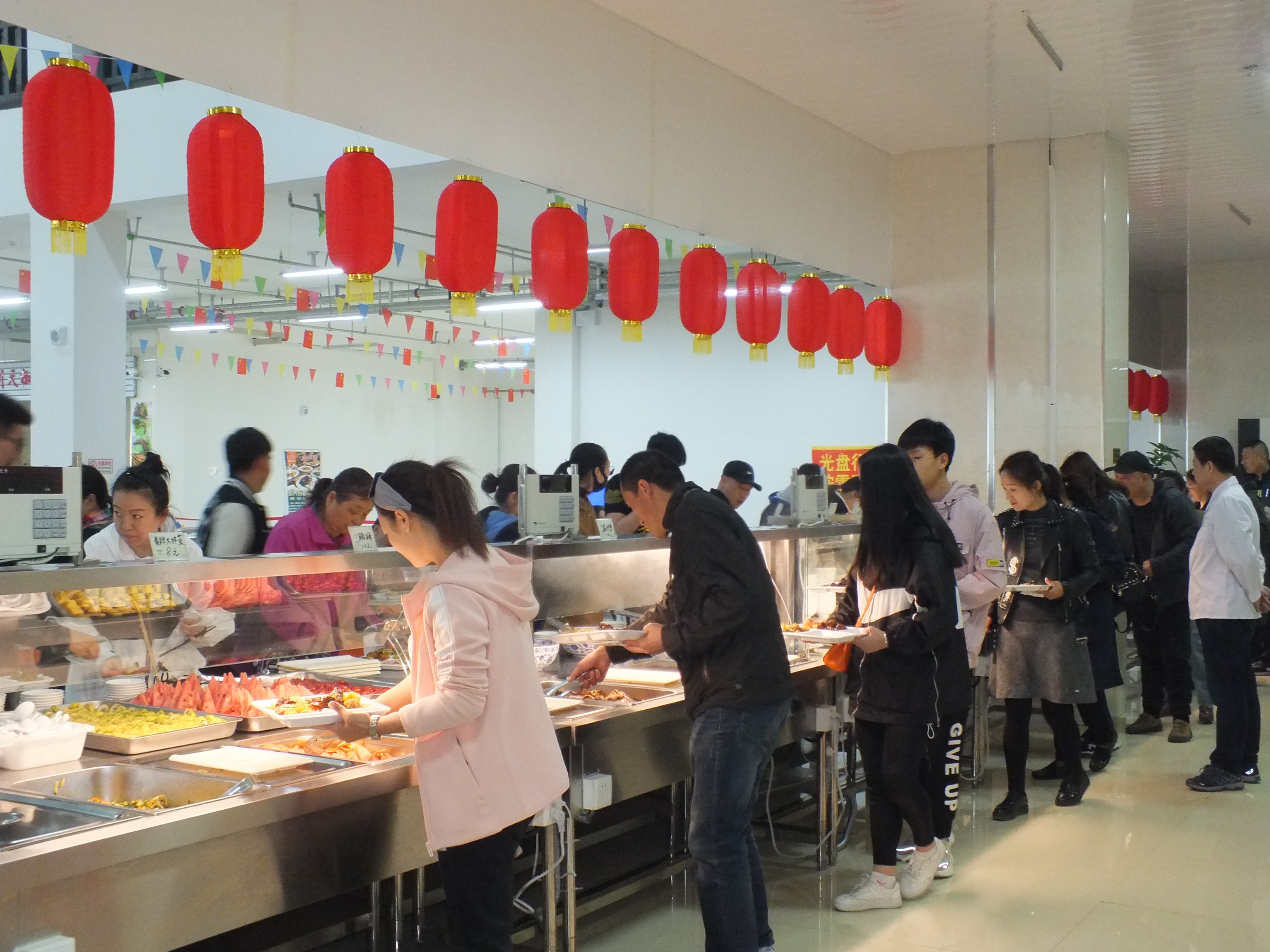 伊春職業(yè)學(xué)院2019年職業(yè)教育活動周首屆“校園開放日”隆重開幕 伊春職業(yè)學(xué)院2019年職業(yè)教育活動周首屆“校園開放日”隆重開幕