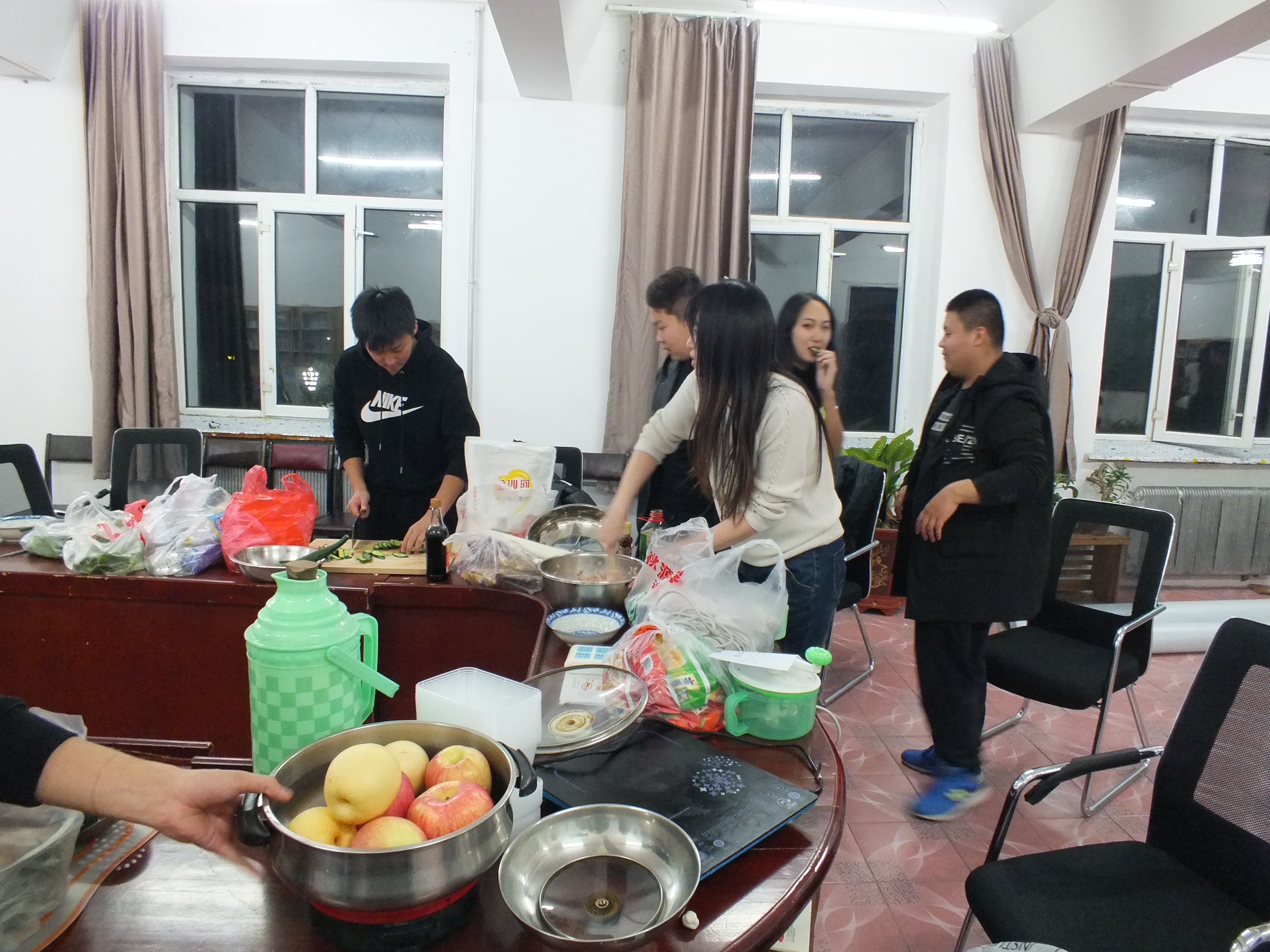 冬至不寒，有家更暖——計(jì)算機(jī)學(xué)院立冬聚餐