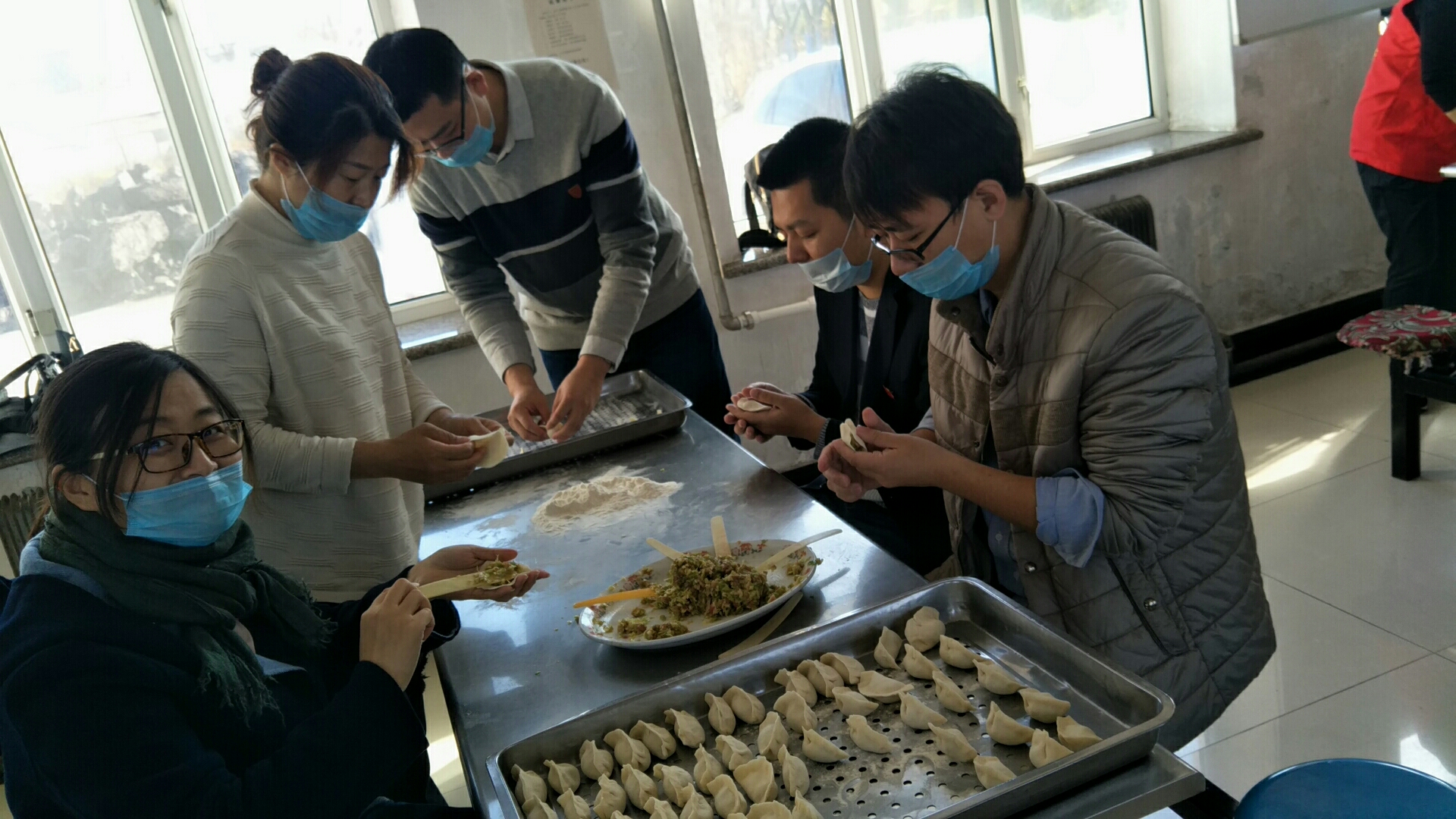 金秋十月林都寒_工程慰問(wèn)暖人心