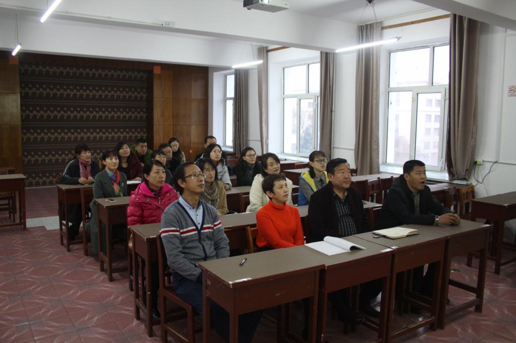 計算機學(xué)院政治學(xué)習(xí)課觀看《榜樣》
