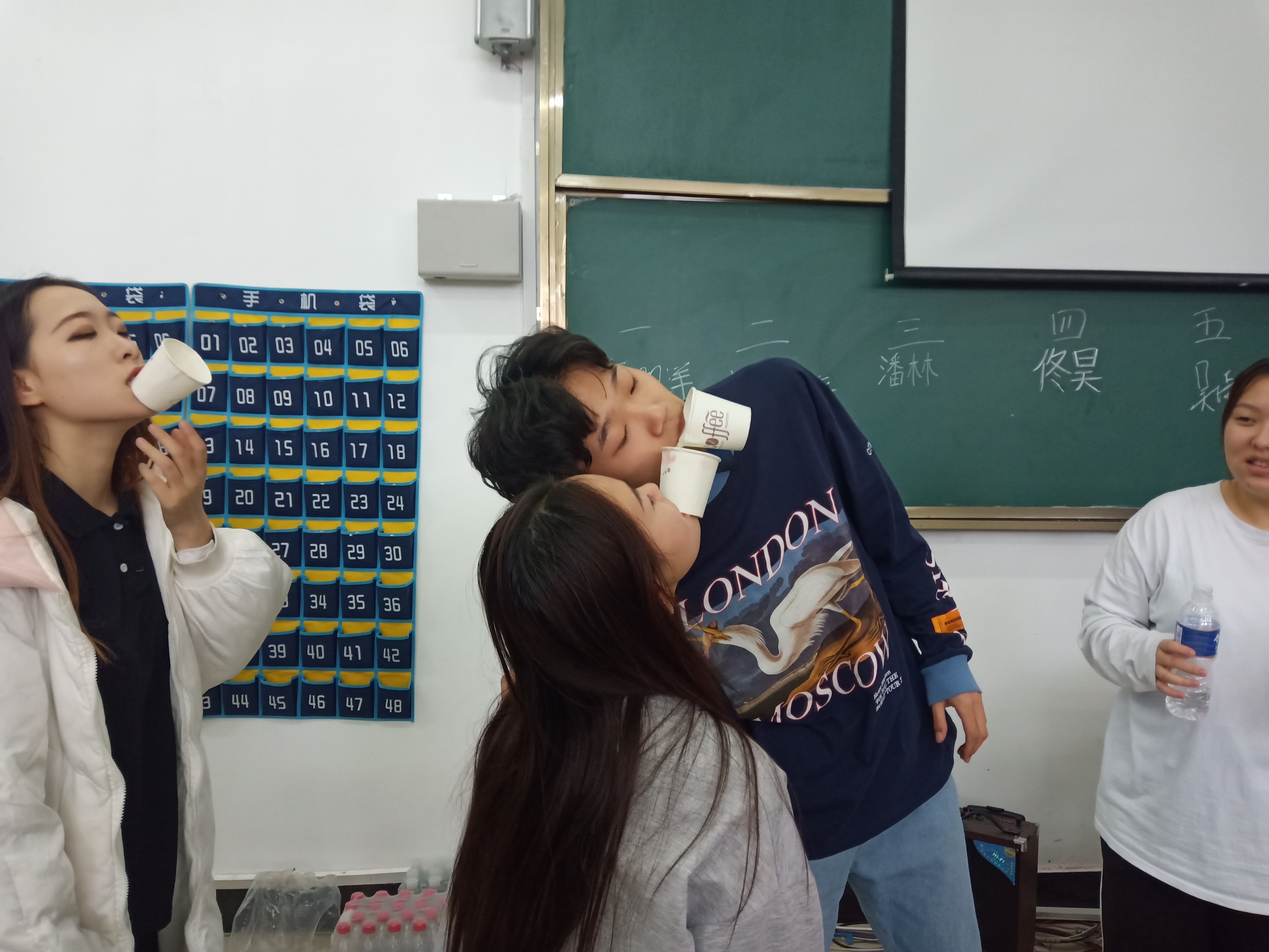 凝心聚力展風采_同心協(xié)力贏未來--醫(yī)學技術(shù)學院團建活動