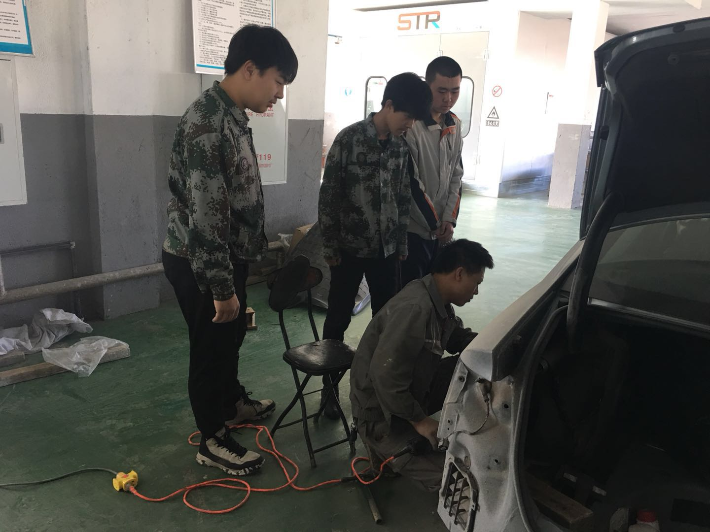 新學(xué)期_新征程---半工半讀學(xué)徒制的繼續(xù)深入 新學(xué)期_新征程---半工半讀學(xué)徒制的繼續(xù)深入