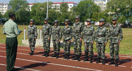 黑龍江省軍區(qū)學生軍訓工作辦公室到校開展2018年自訓高校軍訓教官崗前考核