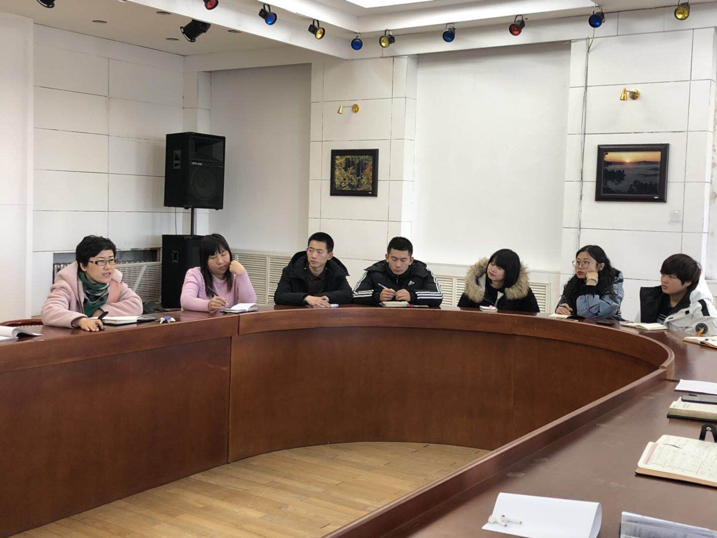 學(xué)生資助管理中心組織召開“進(jìn)一步解放思想、推動學(xué)生資助工作高質(zhì)量發(fā)展討論會”